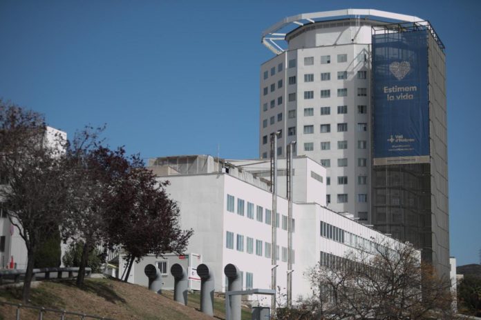 Vista exterior del Hospital Vall d'Hebron.