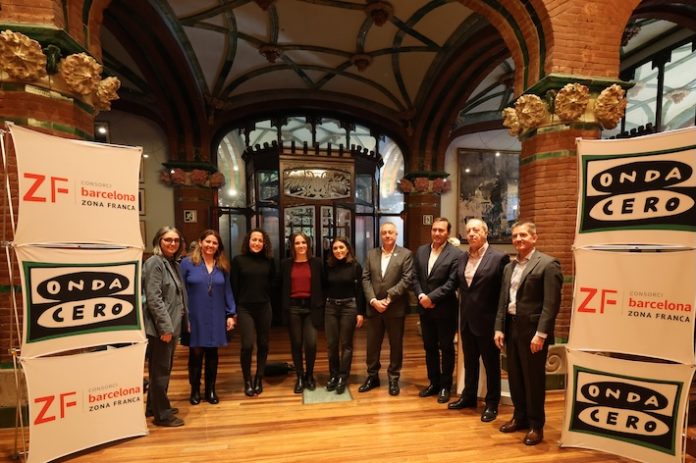 Los protagonistas de la entrega de la 12ª edición de los Premios Ciudad Solidaria organizados por Onda Cero y el Consorci de la Zona Franca de Barcelona y que reconocen el trabajo que realizan entidades sociales sin ánimo de lucro de los ámbitos de la solidaridad, la salud, la infancia, la educación o la reinserción social.