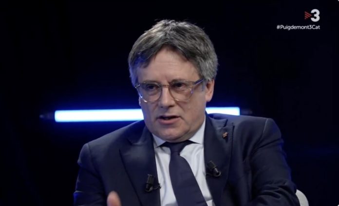 Un momento de la entrevista a Carles Puigdemont en TV3 el pasado 17 de diciembre.