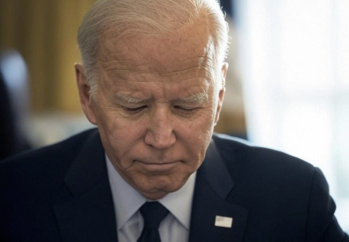 Biden indulta a sus familiares y allegados